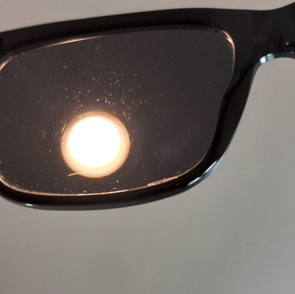 Gucci sunglasses bought on Poshmark and now being sold on Poshmark - Picture 9 of 11